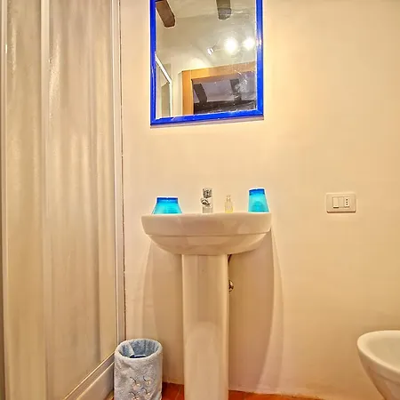 Ciclamini Apartman *
